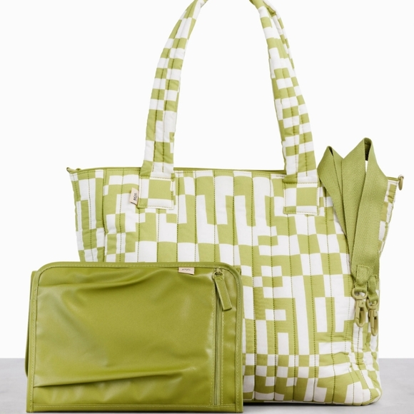 BEIS Handbags - NWT Beis x Elsa the Tote In Play Date